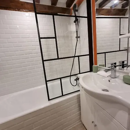 Le Temps D'une Pause Cosy With Fireplace Centre Διαμέρισμα *